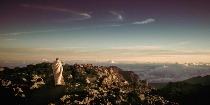 微商临期食品掘金指南：破解仓储物流与合规销售，实现快周转高毛利