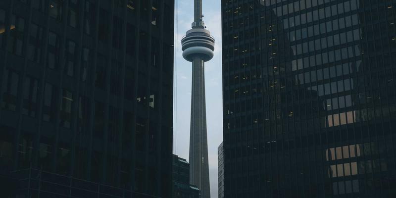 微商代理必读：囤货VS一件代发，哪种模式让你利润翻倍？