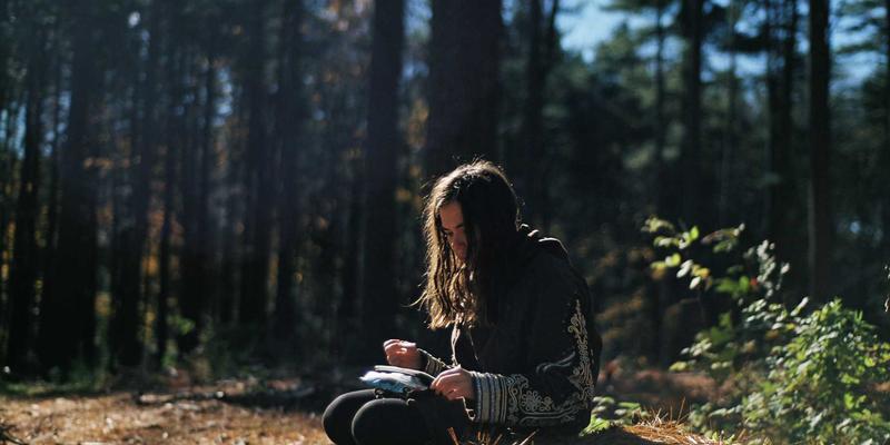 微商掘金地方手信蓝海:从非遗工艺到文创设计,打造高溢价伴手礼供应链全攻略