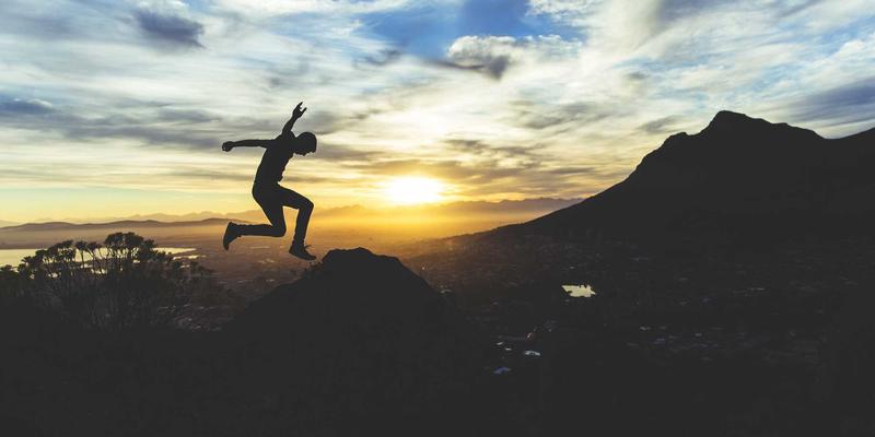 微商海外直邮货源通关与物流全攻略:破解供应链核心难题,赋能代理轻松出海